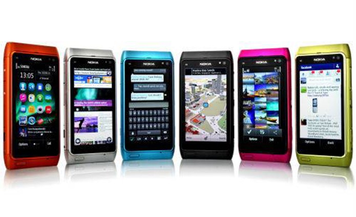 Nokia N8 possuía resposta tátil à digitação no teclado virtual (Foto: Divulgação/Nokia)