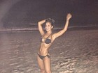 Robertha Portella mostra corpo perfeito e cintura fininha em foto