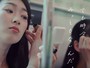 É falta de educação maquiar-se no trem ou metrô? Empresa japonesa quer coibir e gera polêmica