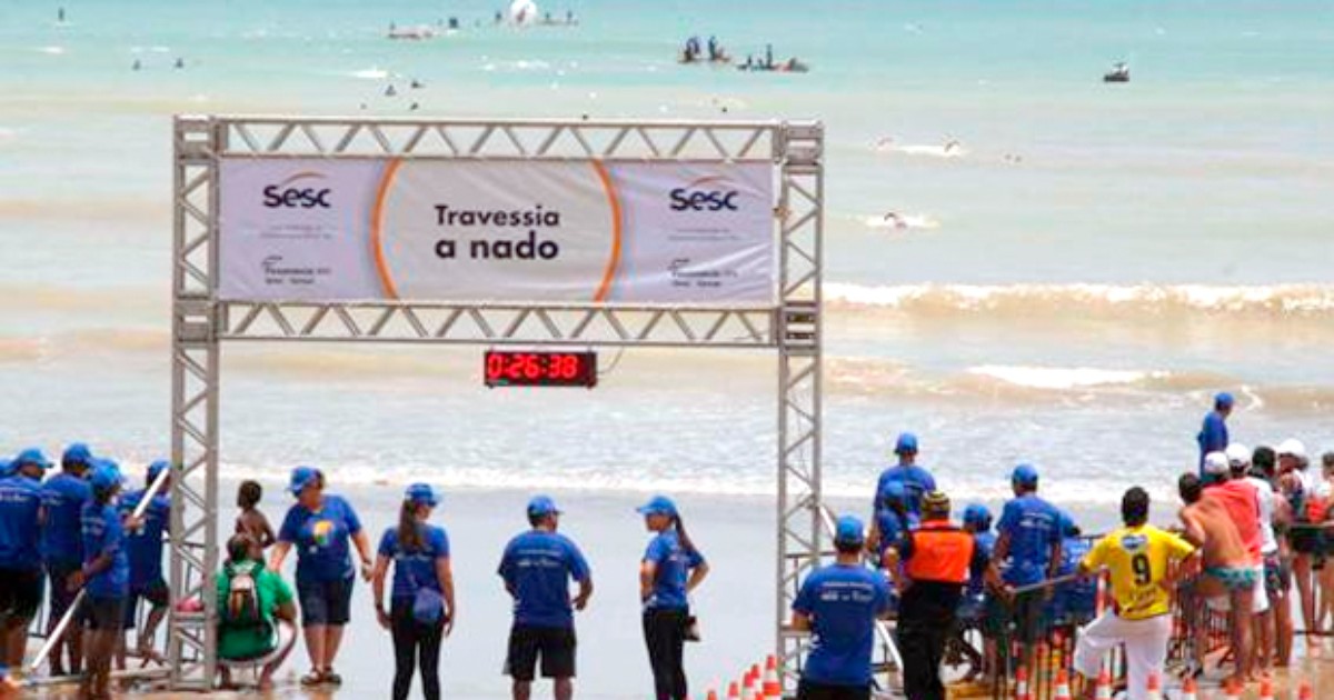 Travessia Marítima reúne 150 atletas na praia de Ponta Negra, em ... - Globo.com