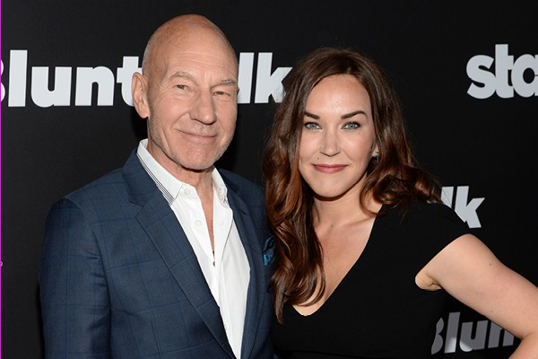 Patrick Stewart e Sunny Ozell (Foto: Getty Images)