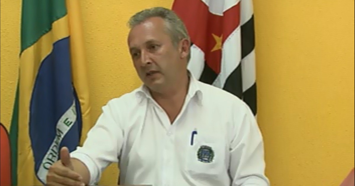 Alessandro de Melo Rosa assume a Prefeitura de Ibaté, SP, com ... - Globo.com