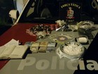 Homem é preso com drogas, arma e dinheiro estrangeiro em Taubaté, SP