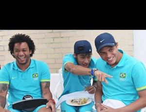Neymar, Marcelo e Thiago Silva na seleção brasileira (Foto: Reprodução / Instagram)