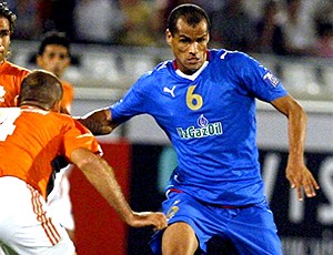 Rivaldo, no  Bunyodkor do Uzbequistão (Foto: AFP)