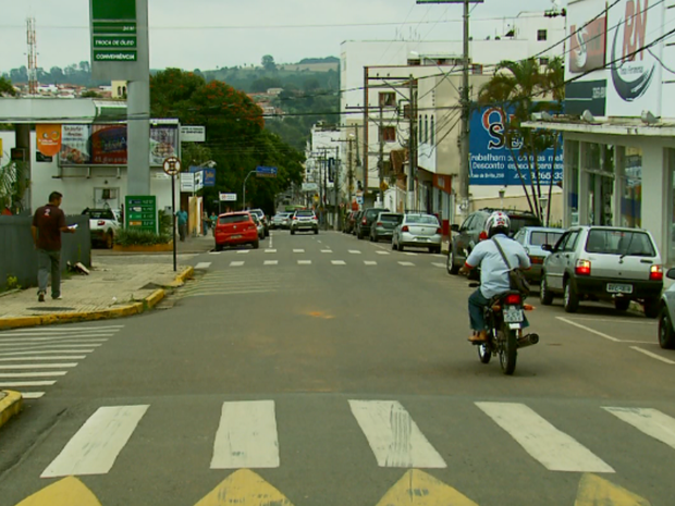 Saúde investiga 53 casos suspeitos de vírus da zika em Três Pontas, MG (Foto: Reprodução EPTV) Saúde investiga 53 casos suspeitos de vírus da zika em Três Pontas, MG (Foto: Reprodução EPTV)