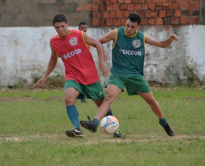 Galvez realiza primeiro coletivo, antes do Campeonato Acreano (Foto: Quésia Melo)