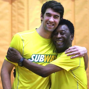 Pelé e Michel Phelps  (Foto: Alex Falcão / FuturaPress)