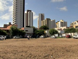 Campo é usado há mais de 40 anos pela comunidade (Foto: TV Verdes Mares/Reprodução)