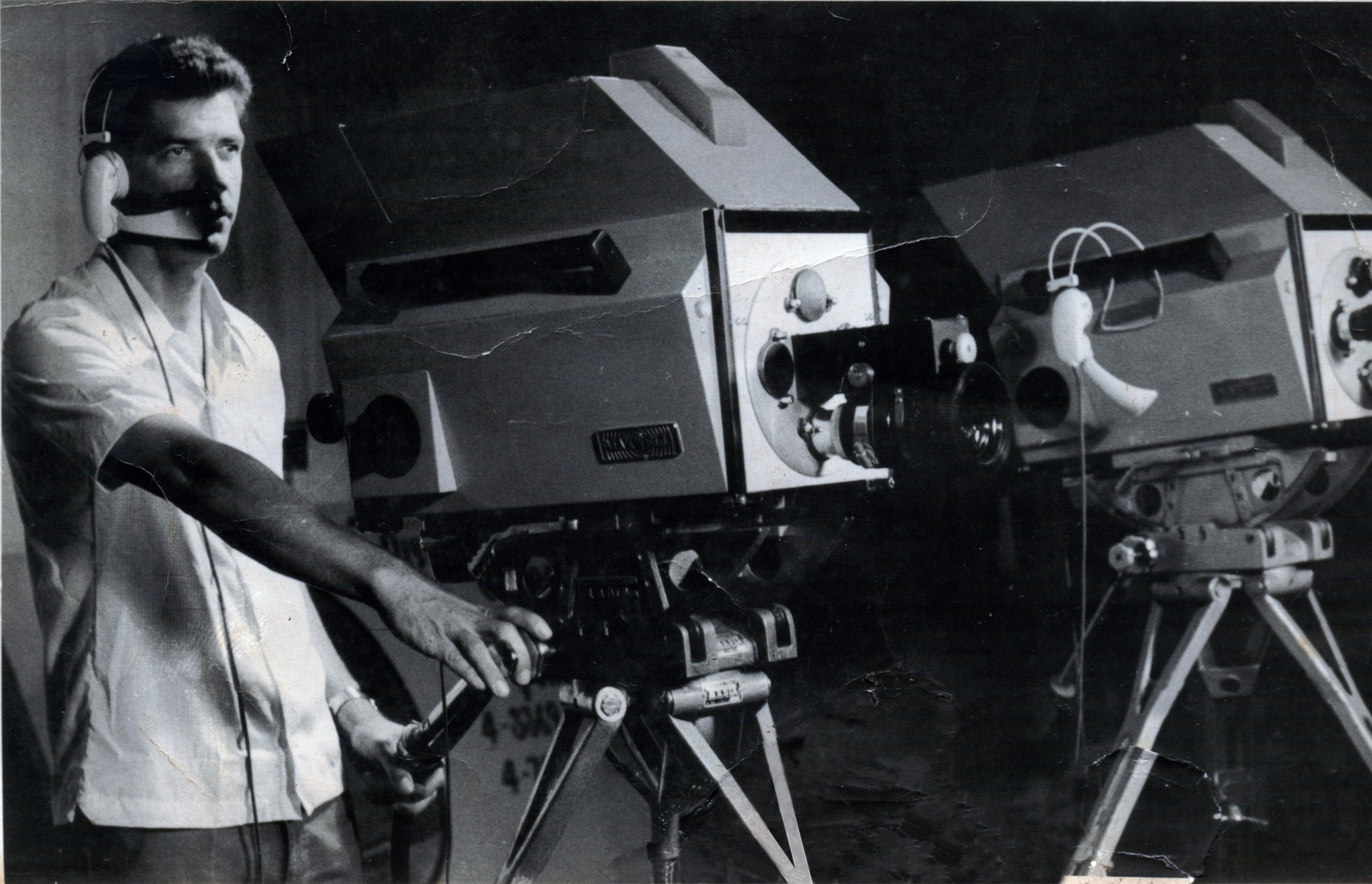Filmadora DEC 90 (Foto: TVCA)