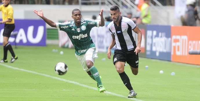 Titular de novo, Matheus Sales elogia grupo e busca retomada no Palmeiras