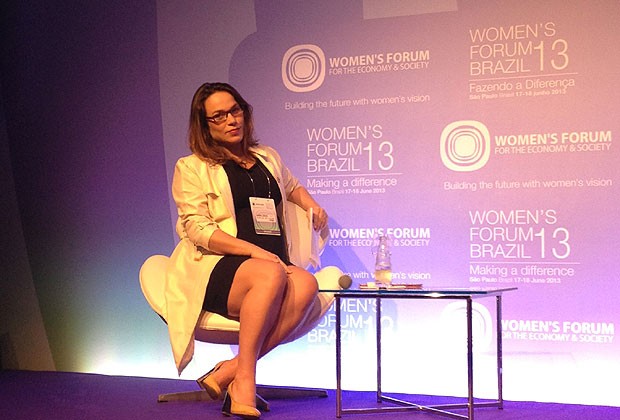 A REDATORA-CHEFE DE MARIE CLAIRE, MARINA CARUSO, DURANTE O WOMEN´S FORUM BRAZIL  (Foto: Divulgação)