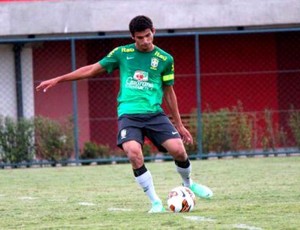 Thiago Maia treinando em Cotia-SP, com a Seleçao Brasileira Sub-17 (Foto: Arquivo Pessoal)