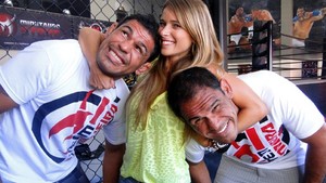 Nocauteados por Bananinha, irmãos Nogueira elogiam UFC e 'Spider' (Dany dá um 'mata-leão' nos irmãos Minotouro e Minotauro )