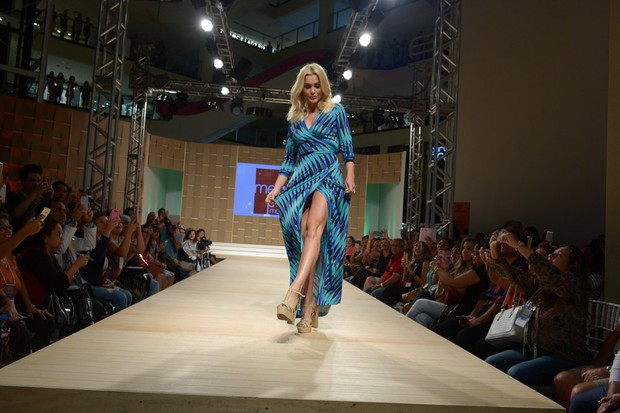 Flvia Alessandra na Mega Polo Fashion Week-SP (Foto: Francisco Cepeda/AgNews)