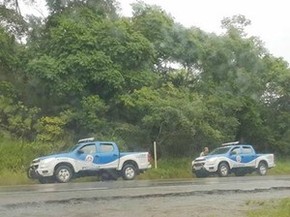 Polícia faz buscas de bandidos que sequestraram família de comerciante  (Foto: Leandro Alves/ Portal BahianaMídia)