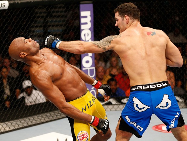 Anderson Silva x Chris Weidman UFC 162 (Foto: Montagem sobre foto da Getty Images)