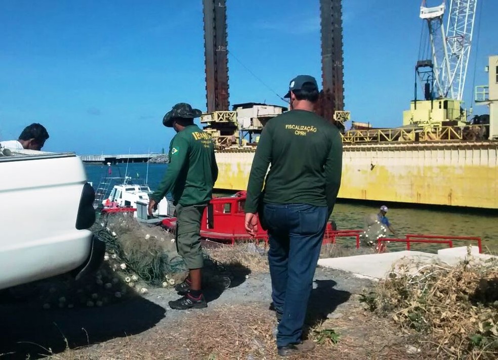A&ccedil;&atilde;o envolveu 17 agentes de quatro &oacute;rg&atilde;os, entre eles, a CPRH (Foto: CPRH/Divulga&ccedil;&atilde;o)