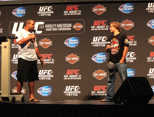 Daniel Cormier e Urijah Faber UFC 164 (Foto: Evelyn Rodrigues)