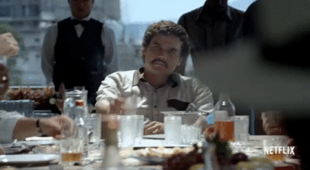 Wagner Moura vive o traficante colombiano Pablo Escobar em 'Narcos' (Foto: Reprodução/Trailer)