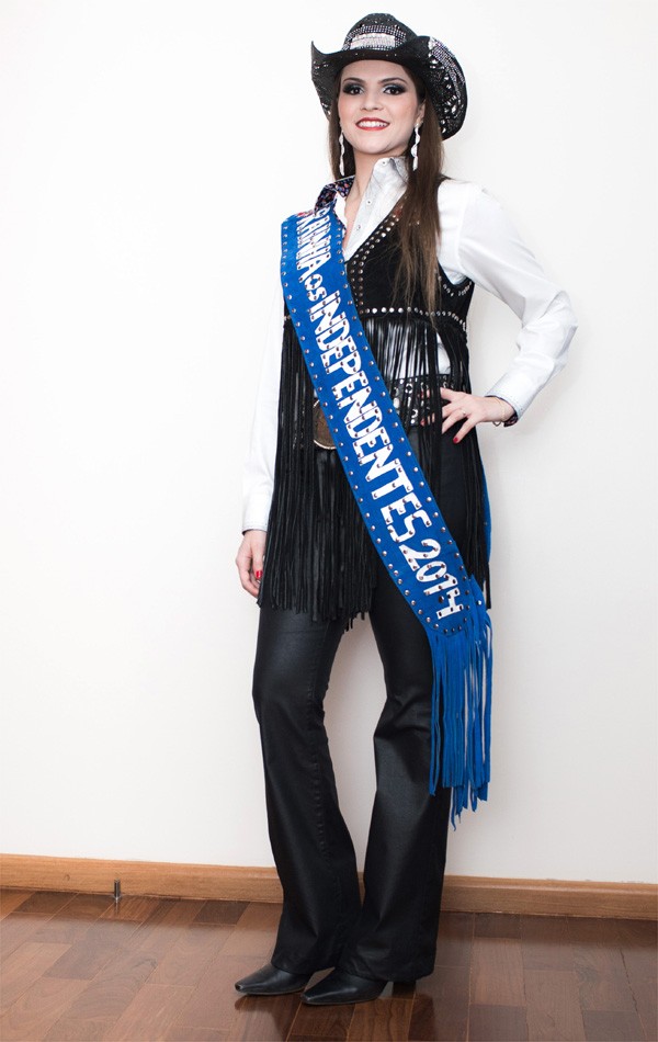 Veja o depois da Rainha da Festa do Peão de Barretos, SP (Foto: Érico Andrade/G1) Veja o depois da Rainha da Festa do Peão de Barretos, SP (Foto: Érico Andrade/G1)