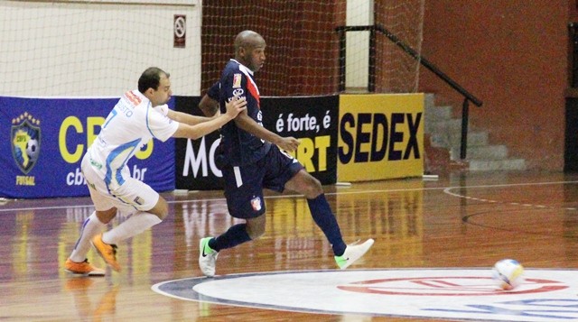 Joinville, de Pelé, vence Umuarama pela Liga Futsal (Foto: Manolo Quiróz/Divulgação)