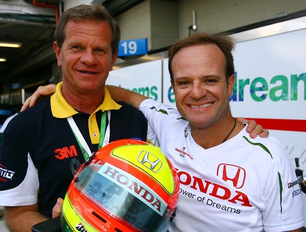 Ingo Hoffmann e Rubens Barrichello em 2008, quando o recordista de GPs na Fórmula 1 usou um capacete igual ao do 12 vezes campeão da Stock Car (Foto: Divulgação)