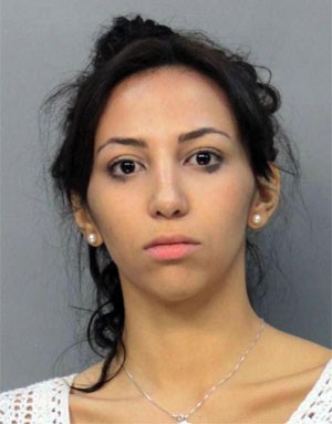 Edmarie Lafontaine-Perez estava registrada como desaparecida, mas, na verdade, havia dado um nome falso ao se presa por fraude (Foto: Divulgação/Miami-Dade County Jail)