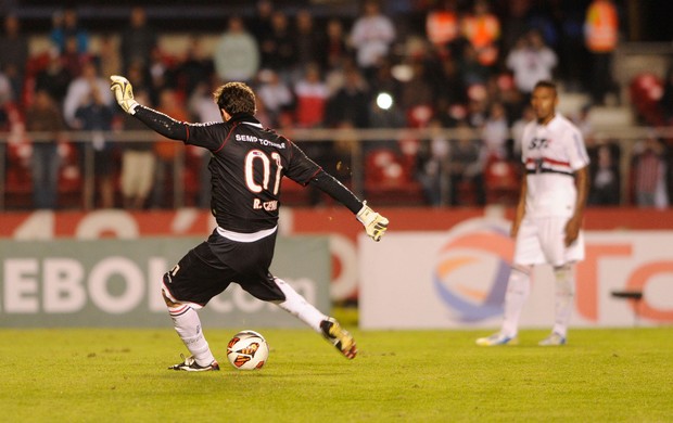 Rogerio Ceni São Paulo x Universidad Catolica (Foto: Marcos Ribolli / Globoesporte.com)