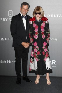     Kenneth Cole e Anna Wintour (de Dolce & Gabbana)