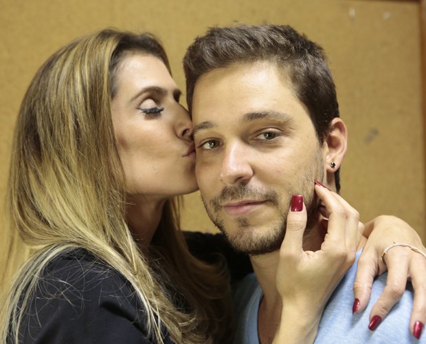 Deborah Secco e o namorado Bruno Torres (Foto: Felipe Monteiro/TV Globo)