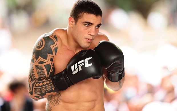 Daniel sarafian UFC (Foto: Marcos Ribolli / Globoesporte.com)