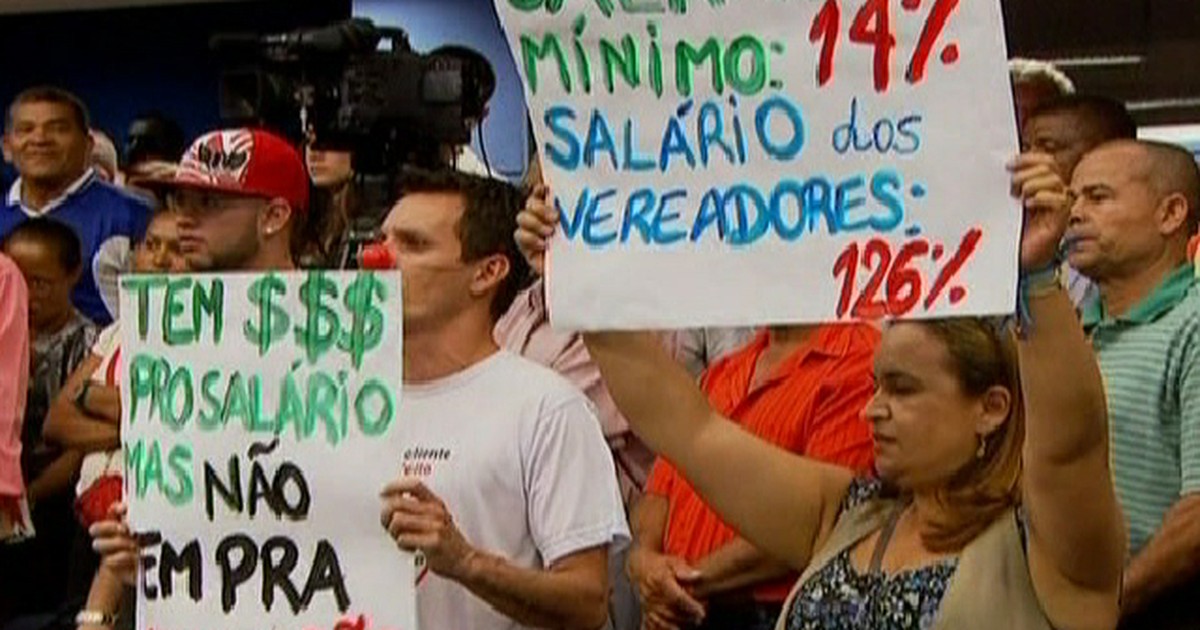 G1 - Vereadores de Campinas aumentam salário de R$ 6,6 mil para R$ 15 ...