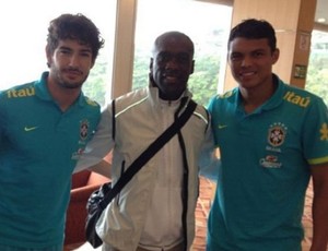 Seedorf com Thiago Silva e Alexandre Pato no hotel da seleção (Foto: Reprodução/Instagram)