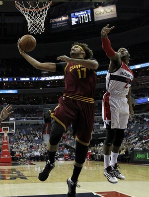 Anderson Varejão Cleveland Cavaliers NBA (Foto: Agência AP)