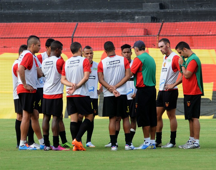 sport treino (Foto: Aldo Carneiro / Pernambuco Press)