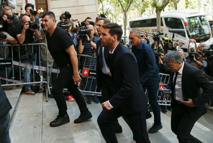 Lionel Messi Tribunal (Foto: Reuters)
