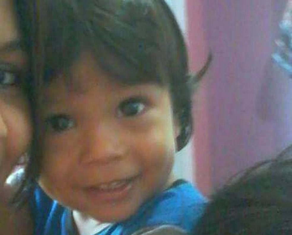 Menino Alex Gabriel Silva de Oliveira morreu em Manaus  (Foto: Arquivo Pessoal)