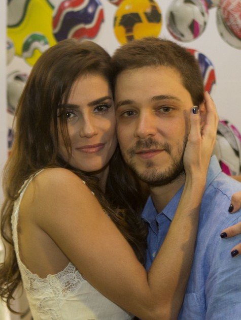 Deborah Secco com o namorado, Bruno (Foto: Divulgação)
