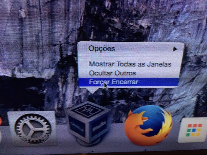 Menu do aplicativo depois de pressionar a tecla Option (Foto: Reprodução/Edivaldo Brito)