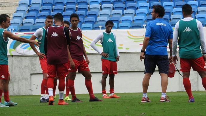 América-RN - Alan Silva treina como titular na Arena das Dunas (Foto: Canindé Pereira/Divulgação)