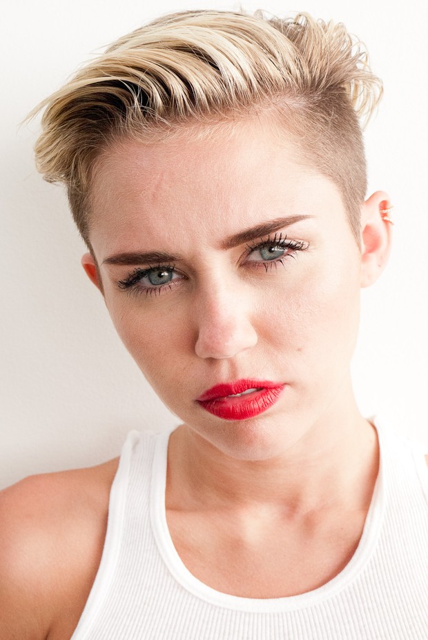 Miley Cyrus (Foto: Terry Richardson/Site Oficial) Miley Cyrus (Foto: Terry Richardson/Site Oficial)