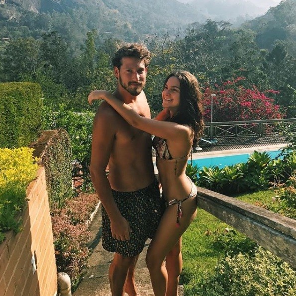 Yana Sardenberg e o namorado (Foto: Reprodução / Instagram)