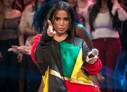 Anitta comemora participação na abertura da Olimpíada: 'Ainda não consegui dormir. Foi inesquecível'