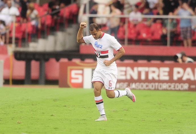 Carlinhos, gol, São Paulo (Foto: Marcos Ribolli)