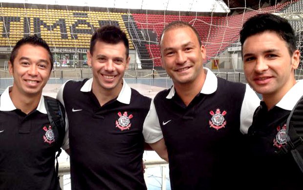 Paulinho, Simi, Schumacher e Frankiln, jogadores do time de futsal do Corinthians (Foto: Reprodução / Facebook Oficial)