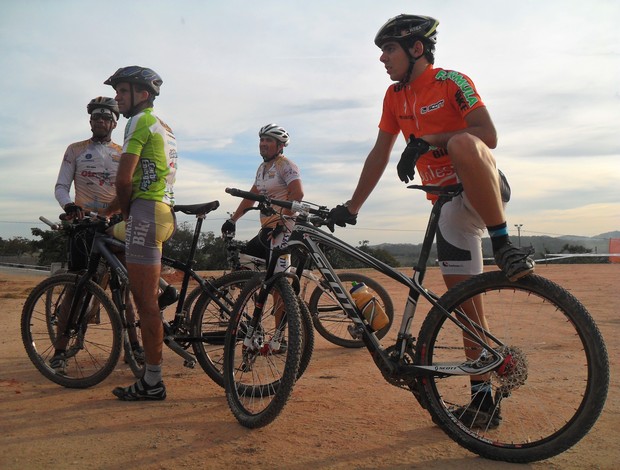 Líder da categoria Jr. aprova pista da Copa Mountain Bike, em Divinópolis |  globoesporte.com