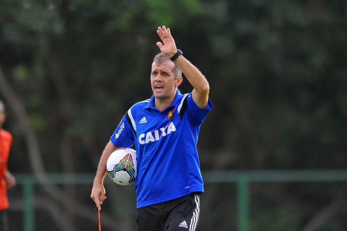 Eduardo Baptista sport (Foto: Aldo Carneiro / Pernambuco Press)