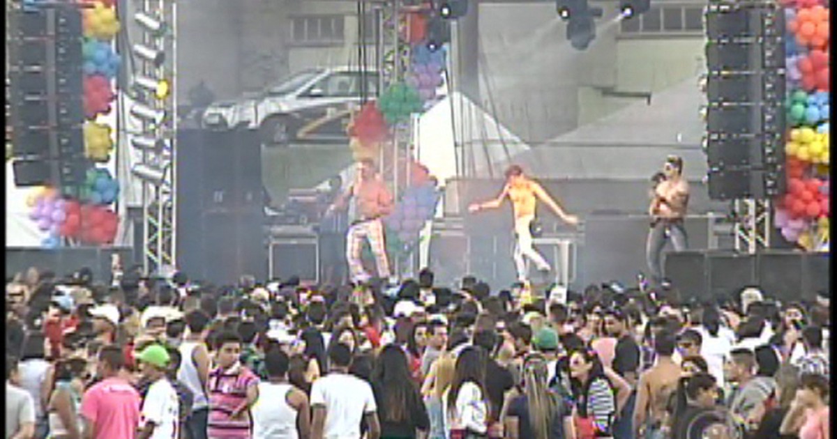 G Parada Gay Re Ne Mais De Tr S Mil Pessoas Em S O Jos Do Rio Preto Not Cias Em Rio Preto
