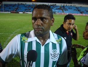 Kleber Pereira no seu último jogo oficial pelo Moto Club (Foto: Zeca Soares/Globoesporte.com)